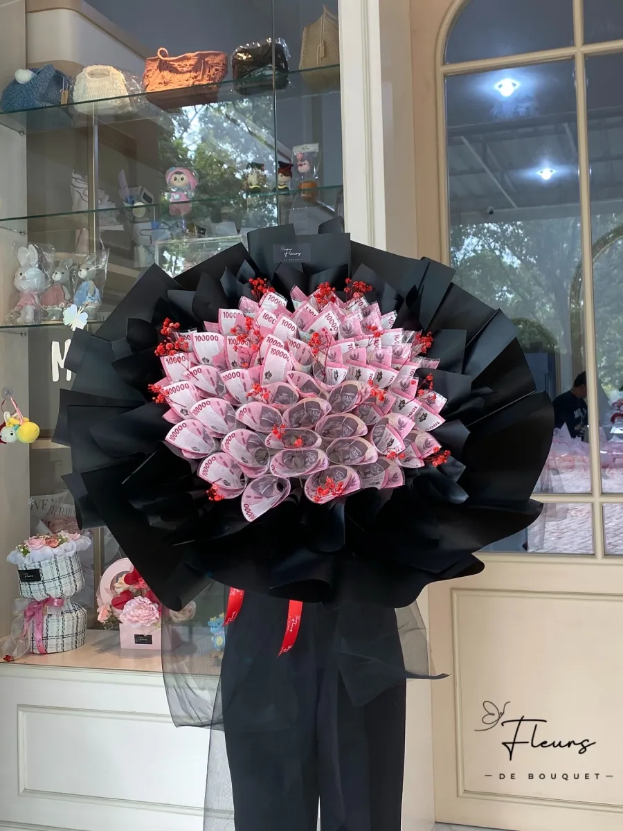 Samantha Money Bouquet