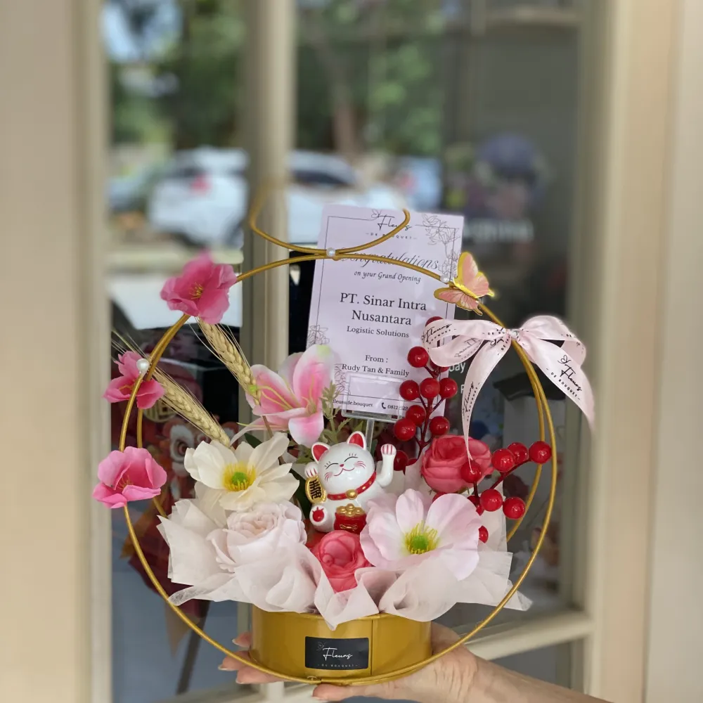 Lucky Cat Apple Vase 1 | ARTIFICIAL FLOWER