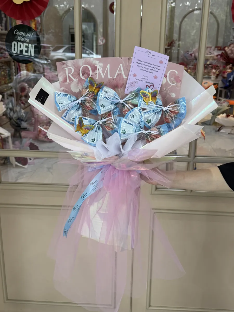 Ribbon Money Bouquet